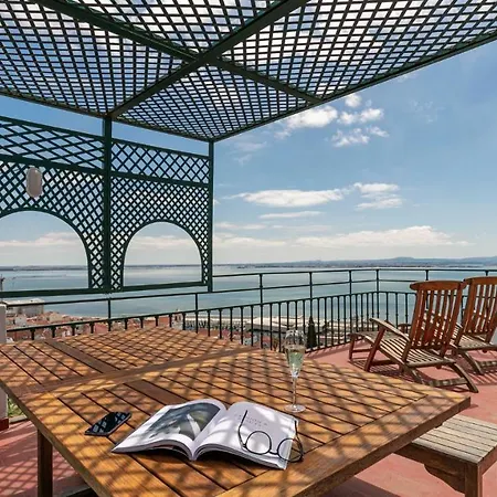 Plum Guide - Seafarer Terrace Апартаменты